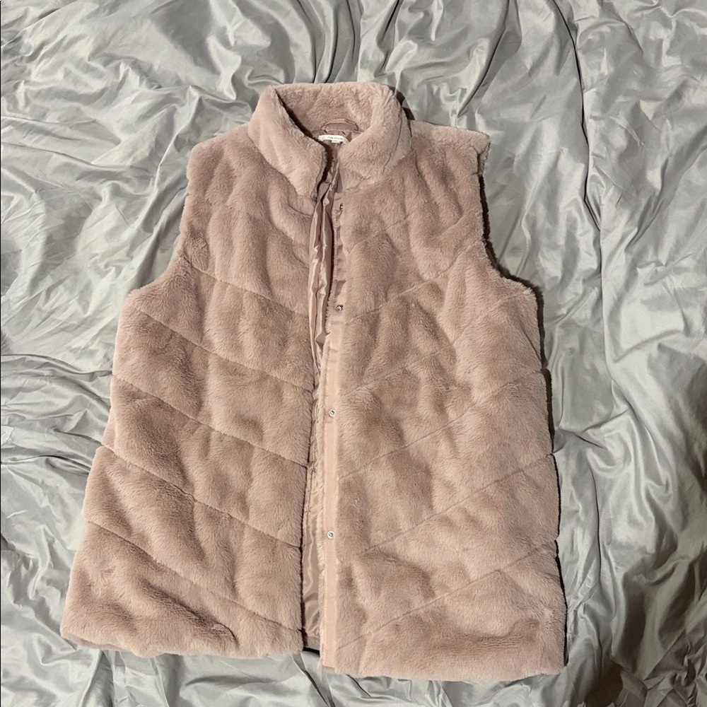 Maurices Dusty Rose Fuzzy Vest